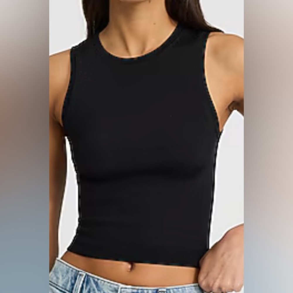EXPRESS Body Contour Seamless Ribbed
High Neck Tank size S/M